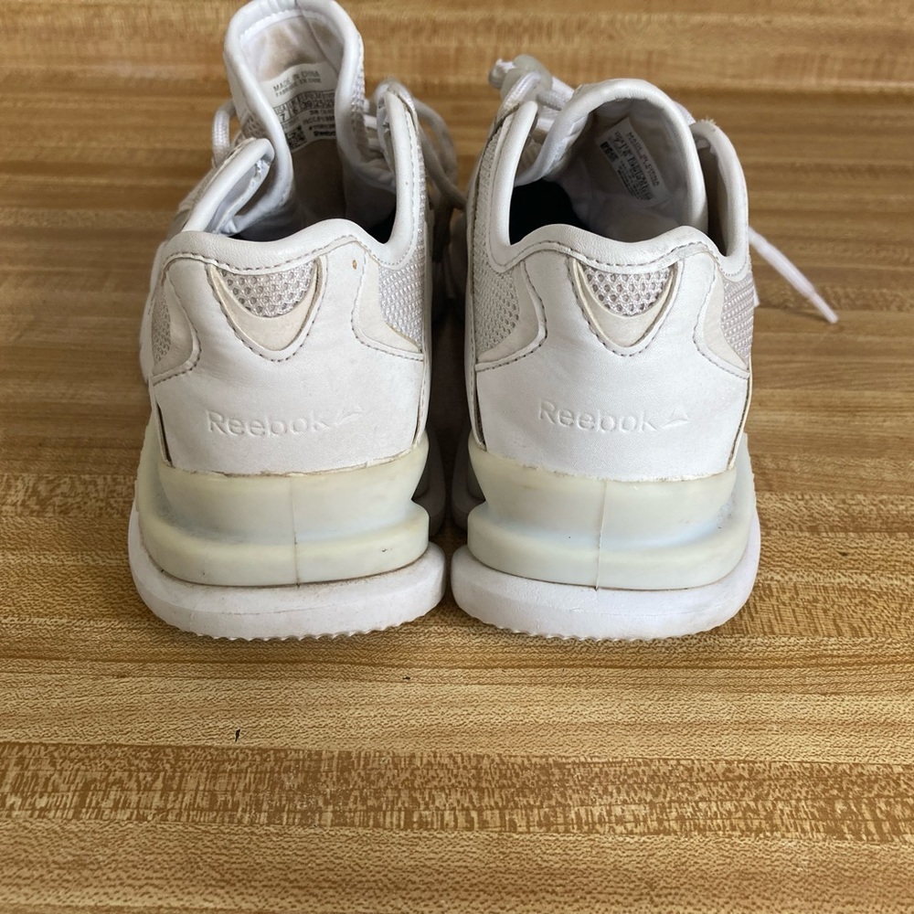 Reebok Run.r 96 Sneakers in White - Picture 7 of 9